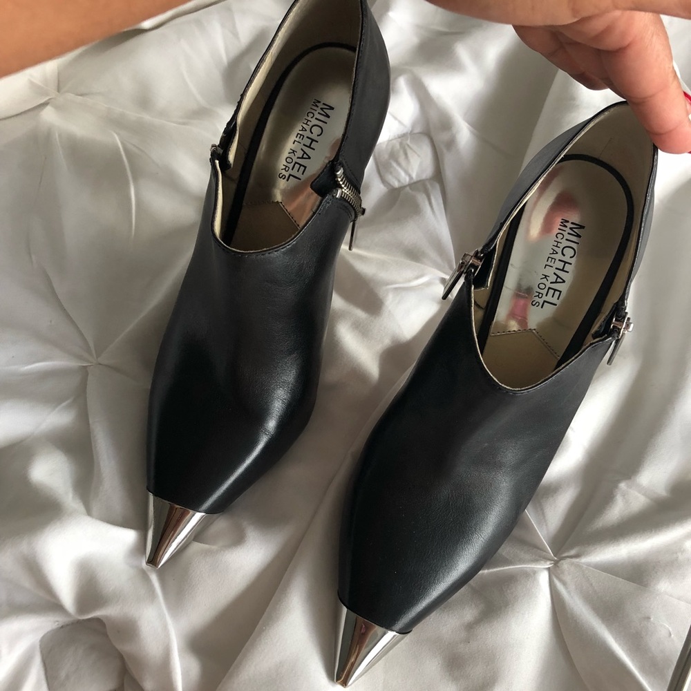 Micheal kors boot heels